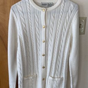 classic elements white cable knit sweater